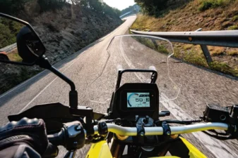 Prenota Suzuki V-Strom 800DE 2023 